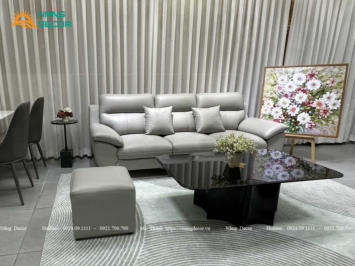 Đến ngay showroom sofa da tại Nắng Decor có hơn 50 mẫu ghế và 200 màu da HOT hiện nay.
