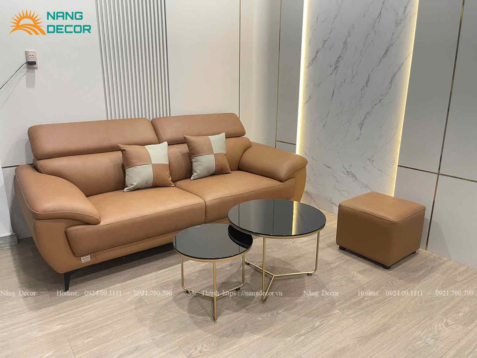 Sofa SF20 điểm tựa đầu điều chỉnh linh hoạt là sofa da bò cho phòng khách nhỏ rất phù hợp. Sofa SF20 điểm tựa đầu điều chỉnh linh hoạt là sofa da bò cho phòng khách nhỏ rất phù hợp.