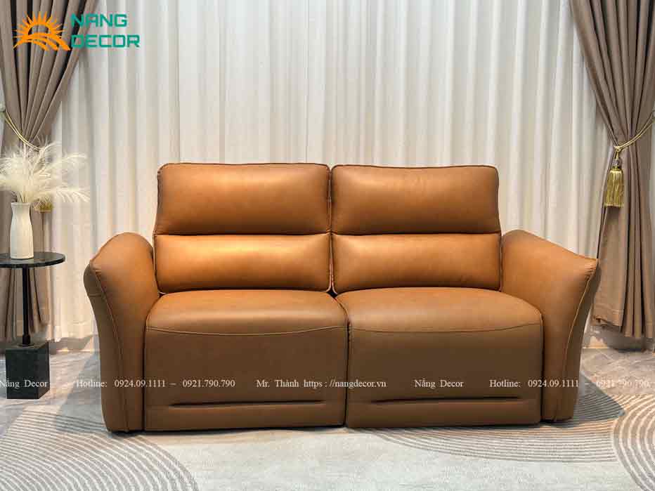 Mẫu ghế sofa da bò chỉnh điện với 2 chỗ ngồi phù hợp để phòng diện tích nhỏ.