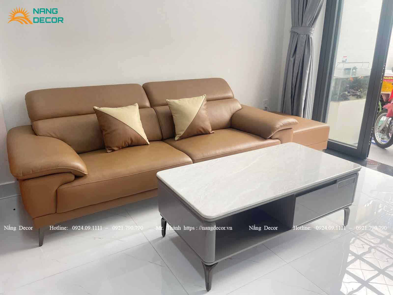Sofa da bò giá từ 15 đến 30 triệu mặt tiếp xúc kích thước 2m2 dành cho phòng khách vừa và nhỏ.