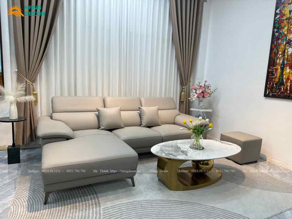 Sofa da bò mặt tiếp xúc góc L mã SF39 có thể điều chỉnh tựa đầu linh hoạt. Sofa da bò mặt tiếp xúc góc L mã SF39 có thể điều chỉnh tựa đầu linh hoạt.